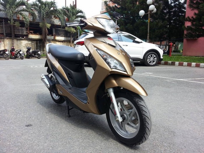 Kymco Candy4U 110 Vàng Gold Phiên Bản Đặc Biệt Kiểu Dáng Honda Vision Tuyệt Đẹp.