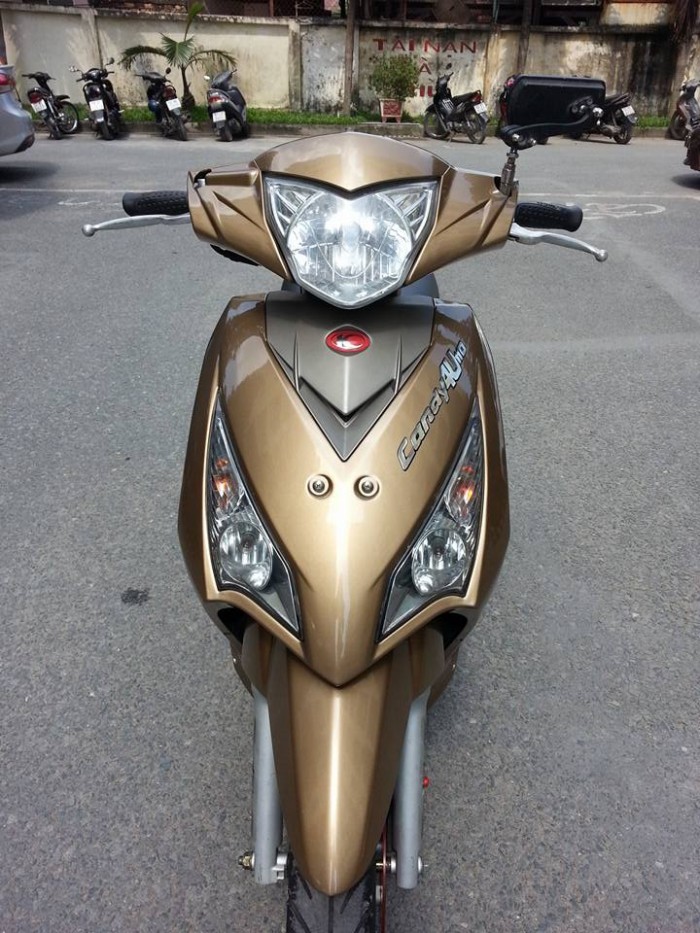 Kymco Candy4U 110 Vàng Gold Phiên Bản Đặc Biệt Kiểu Dáng Honda Vision Tuyệt Đẹp.