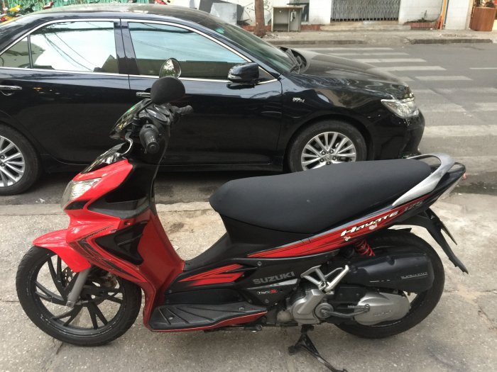 Sirius màu trắng 2013 xe như mới