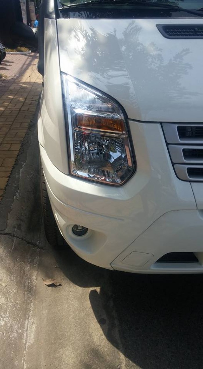 FORD TRANSIT ,  giao xe ngay