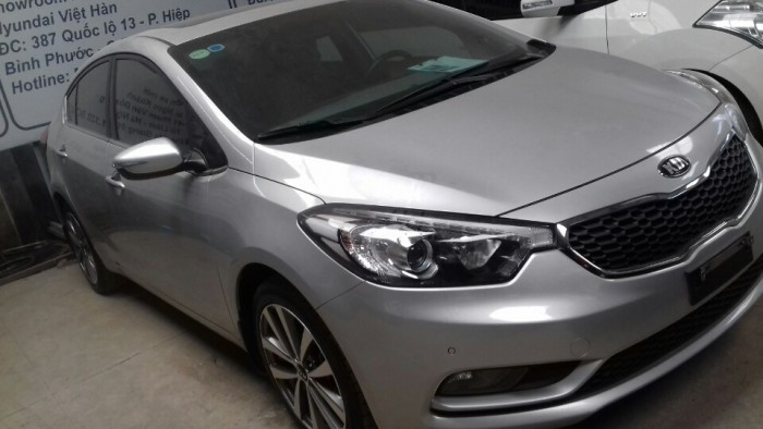 Kia k3 2.0 AT màu bạc cực chất