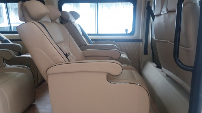 Báo giá Transit Limousine. Phiên bản Cơ Bản. Hỗ trợ trả góp linh hoạt