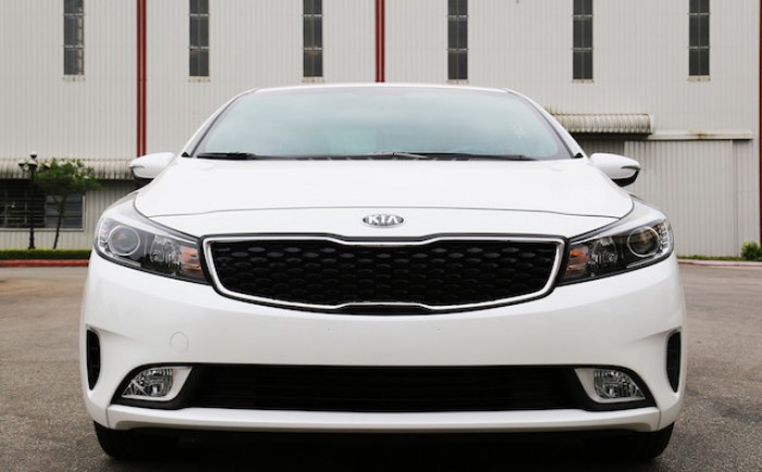Kia Cerato 1.6L MT: Năng Động Trẻ Trung Chinh Phục Mọi Cung Đường Việt