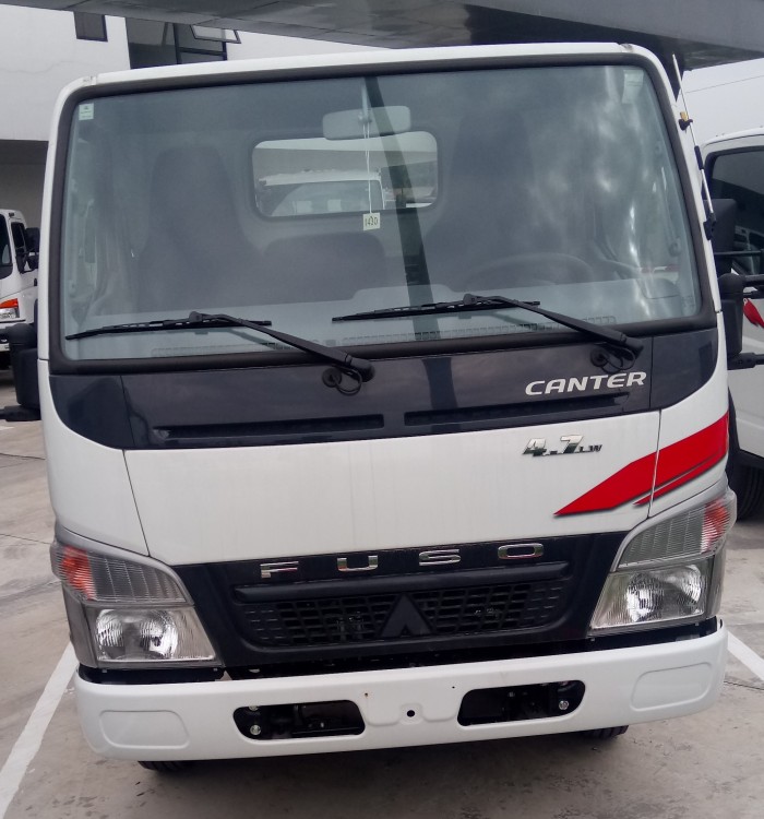 Canter4.7 tải trọng 1 tấn 9, xe tải chạy trong thành phố liên hệ ngay để có giá ưu đãi