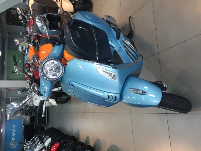 Bộ Quà Tặng Hấp Dẫn Dành Cho Tín Đồ Yêu Xe Vespa