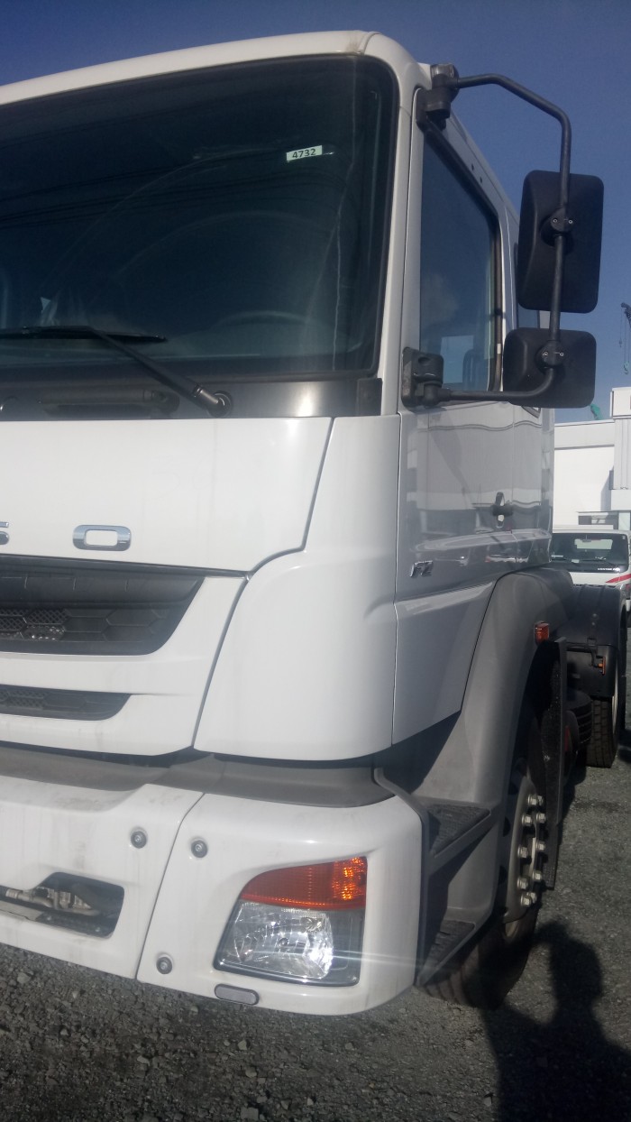 Bán xe đầu kéo fuso fz40 nhập khẩu nguyên chiếc một cầu lưu thông dễ dàng