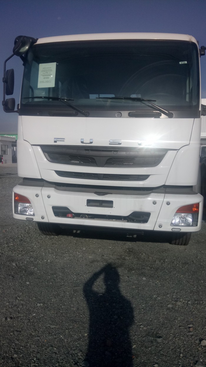 Bán xe đầu kéo fuso fz40 nhập khẩu nguyên chiếc một cầu lưu thông dễ dàng