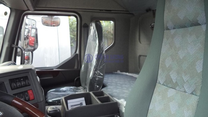 Xe tải chenglong 3 chân 15t