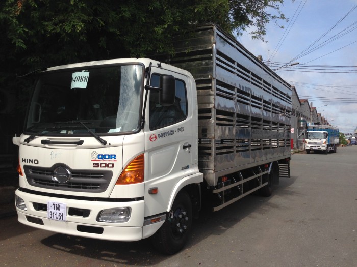 Xe chuyên chở gia cầm ,gia súc