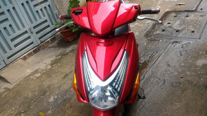 Honda Click 110 màu đỏ bstp mới 95% xe đẹp máy êm nguyên zin