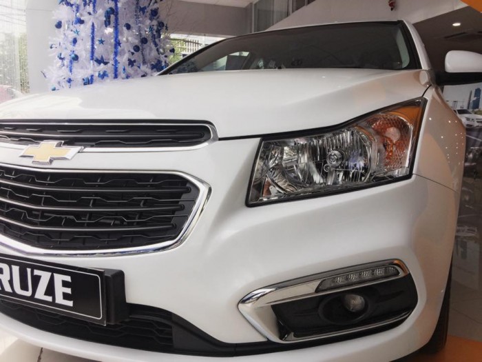 Chevrolet Cruze 2017, màu trắng chạy uber, grab, tư vấn trả góp tốt nhất