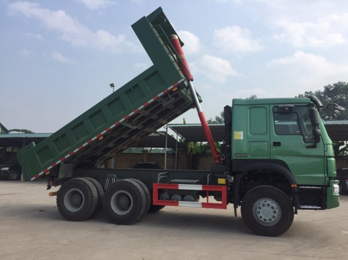 Xe ben 6x4 chân HOWO 12la nhip  thùng siêu dày, đáy thành 10mm, thành thùng 8mm
