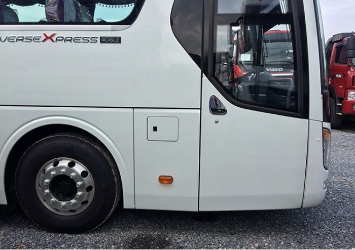 Bán xe Hyundai Universe Noble 47 chỗ nhập khẩu Hàn Quốc nguyên chiếc, mới 100%.
