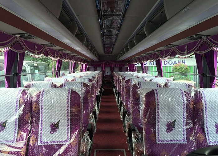 Bán xe Hyundai Universe Noble 47 chỗ nhập khẩu Hàn Quốc nguyên chiếc, mới 100%.