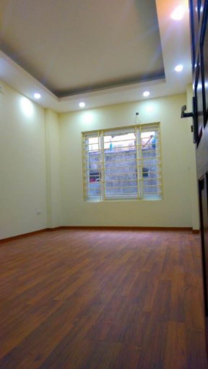 Nhà Số 22 Ngõ 80 Kim Giang, 32m2 5 Tầng, 3 PN, 4WC