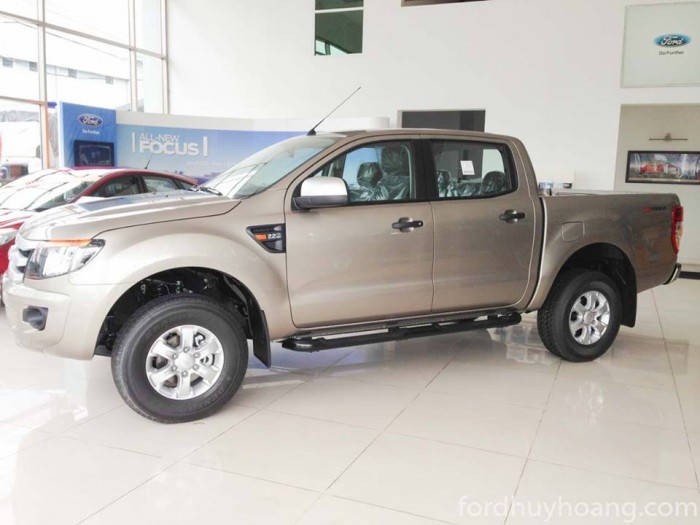 Ford Ranger 2017 giá ưu đãi chỉ từ 570 triệu, Wildtrak, XLT, XLS, XL, vay trả góp 90%, lãi suất cố định 0,6%/tháng