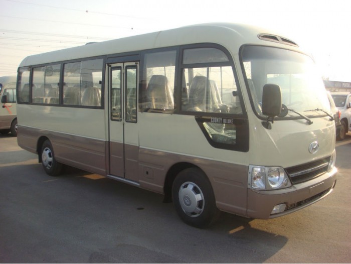Bán xe khách hyundai county 29 chỗ nhập khẩu nguyên chiếc mới 100%,giá tốt.