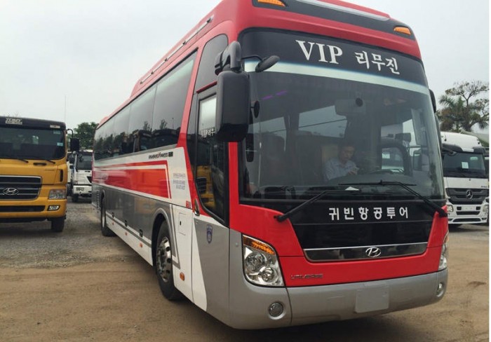 Bán xe khách Hyundai Universe Luxury 47 chỗ đời 2016, xe có sẵn- giá cạnh tranh.