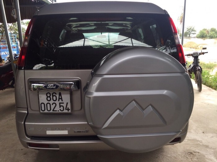Bán Ford Everest 2.5AT Limited sx 2011 ghi vàng
