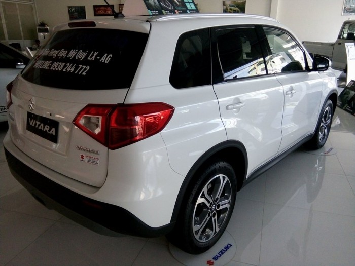 Khuyến mãi cực sốc tặng trọn gói đăng kí xe, chỉ với 779 triệu đồng rinh về ngay VITARA 2016