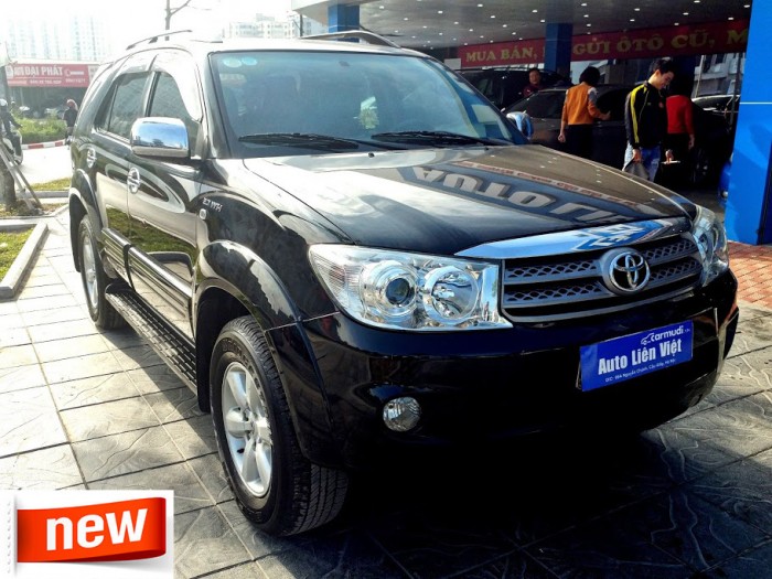 Toyota Fortuner V 2012