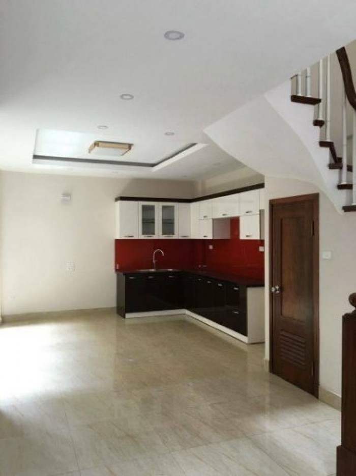 Bán nhà Triều Khúc 30m2,4 tầng mới 1.85 tỷ