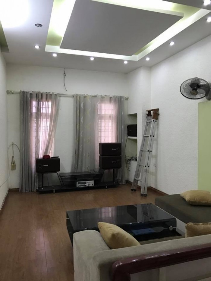 Bán Nhà ô Tô, Kinh Doanh Cầu Giấy , 55m, 5 Tầng, giá 5,9 Tỷ.