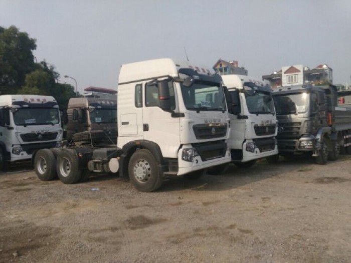 Xe đầu kéo T5G HOWO mới nguyên chiếc