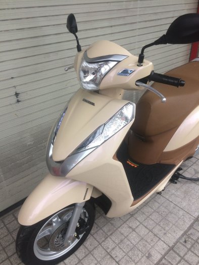 Lead màu vàng cát dk 2016 odo 3k km bs đẹp 012.38