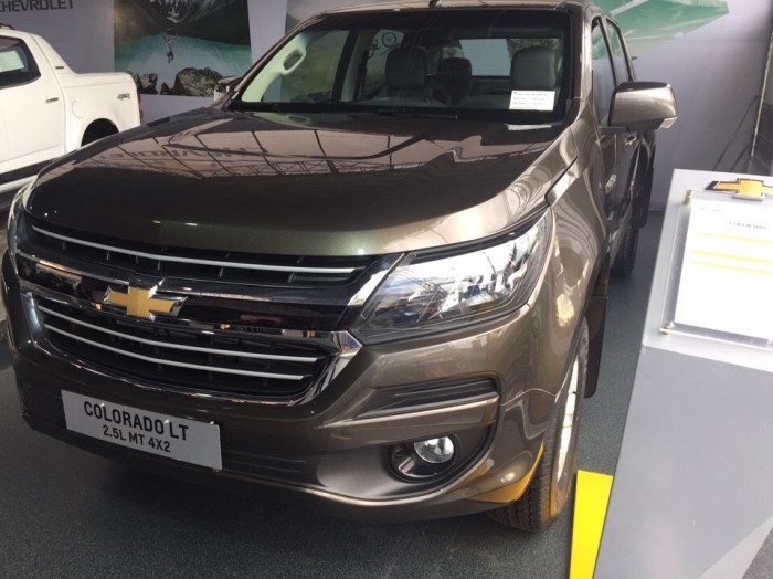 Vua bán tải 2016, Chevrolet Colorado giá cực sốc, km khủng 20tr