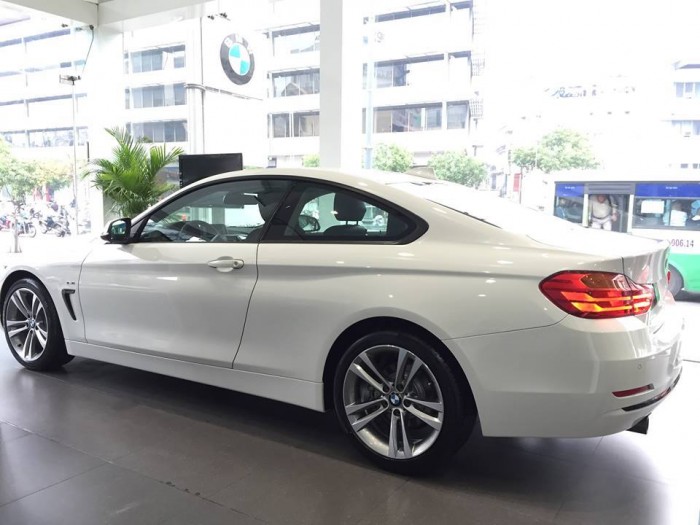 Bán xe BMW 4 series 2016, màu trắng, nhập khẩu chính hãng, ưu đãi lớn