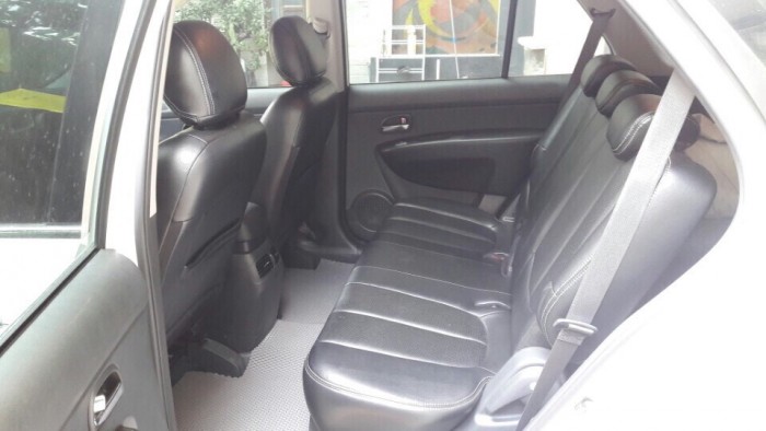 Kia carens 2015 2.0mt màu trắng