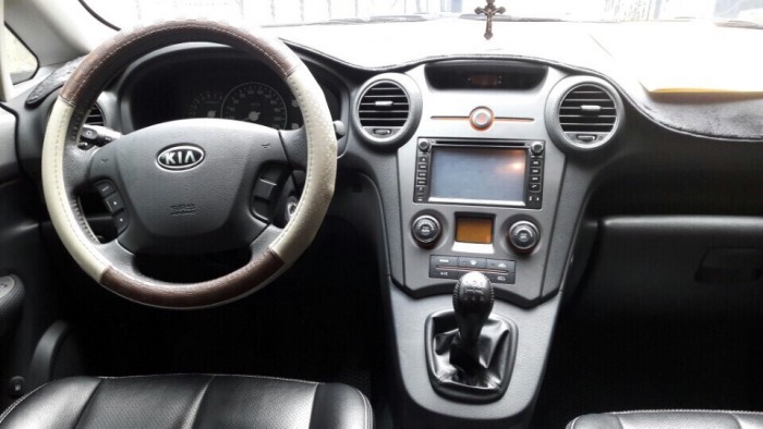 Kia carens 2015 2.0mt màu trắng