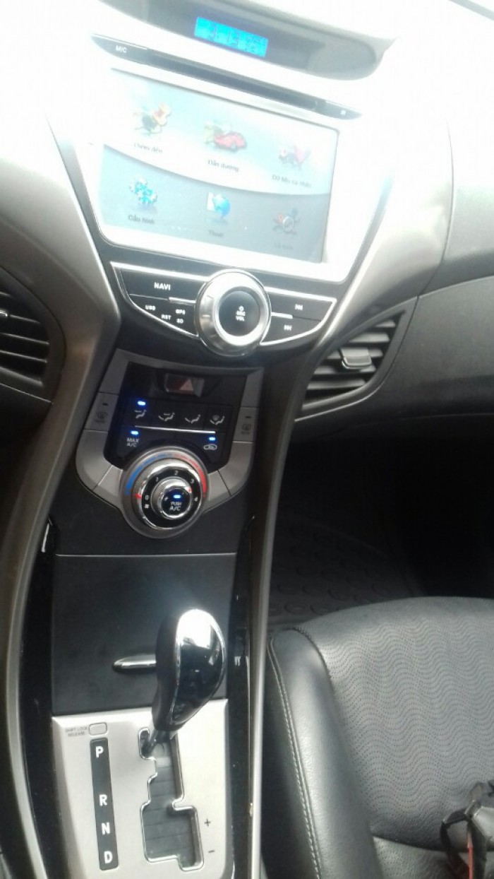 Huyndai elantra 2013 1.8AT màu trắng cực chất