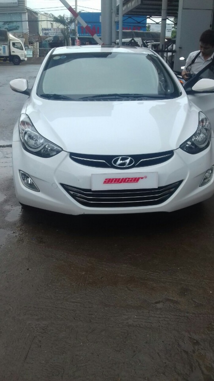 Huyndai elantra 2013 1.8AT màu trắng cực chất