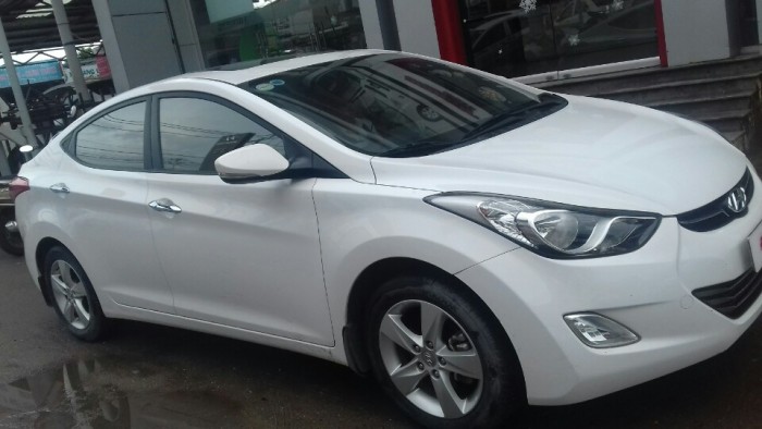 Huyndai elantra 2013 1.8AT màu trắng cực chất