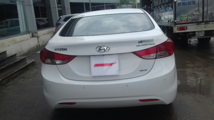 Huyndai elantra 2013 1.8AT màu trắng cực chất