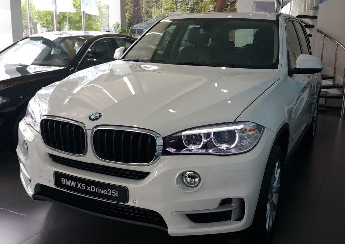 BMW X5 2017, màu trắng, nhập khẩu, tặng trước bạ khủng!