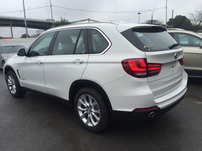BMW X5 2017, màu trắng, nhập khẩu, tặng trước bạ khủng!