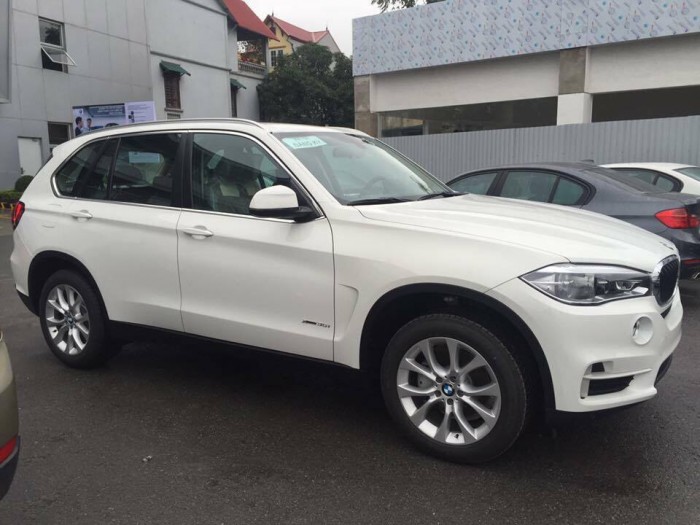BMW X5 2017, màu trắng, nhập khẩu, tặng trước bạ khủng!