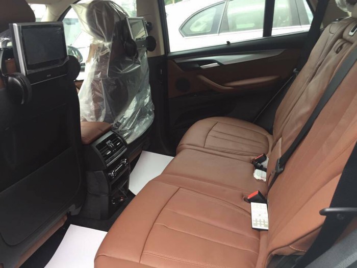 BMW X5 2017, màu trắng, nhập khẩu, tặng trước bạ khủng!