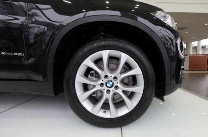 BMW X5 2017, màu trắng, nhập khẩu, tặng trước bạ khủng!