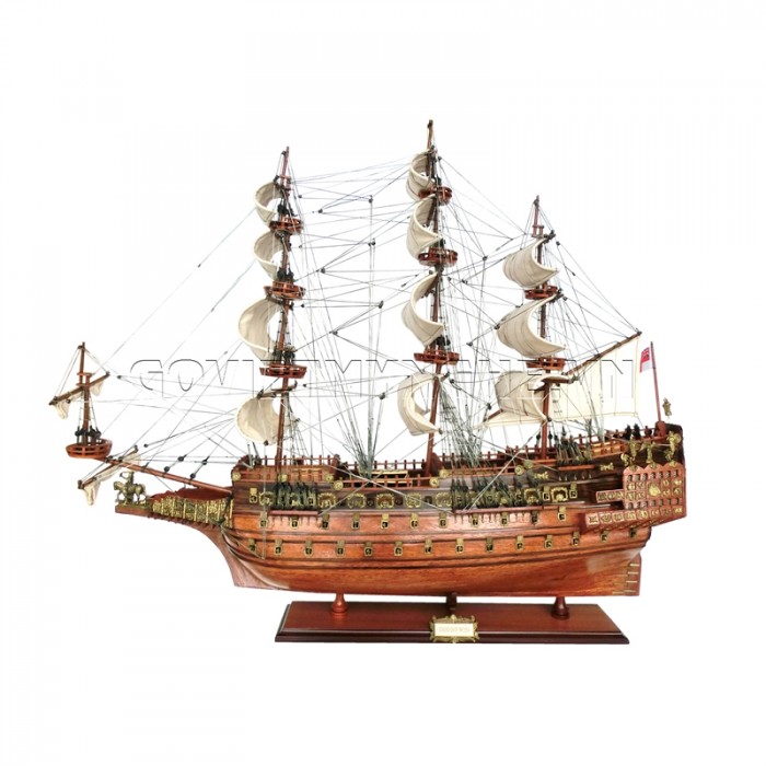 Mô Hình Thuyền Gỗ Chiến Cổ Sovereign Of The Seas 90cm- Giá
2.700.000₫