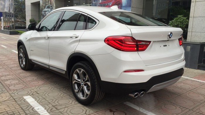 Bán xe BMW X4 2016, màu đen, nhập khẩu nguyên chiếc, ưu đãi lớn.