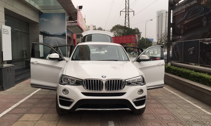 Bán xe BMW X4 2016, màu đen, nhập khẩu nguyên chiếc, ưu đãi lớn.