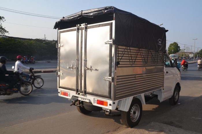 Suzuki carry Pro A/C thùng bạt khuyến mãi sốc mùa giáng sinh chỉ 309 triệu là sở hữu ngay