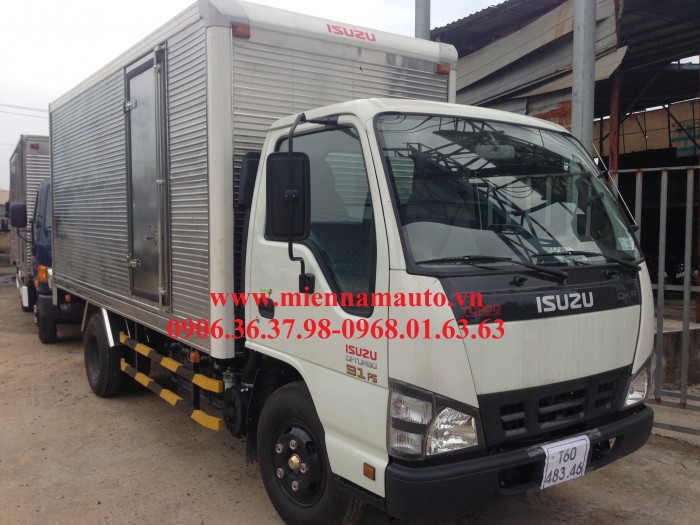 Xe Isuzu 1,9t vào thành phố