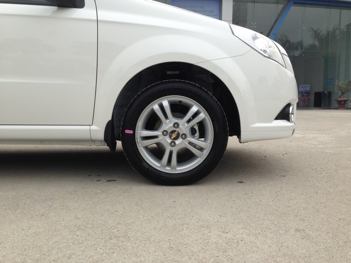 Bán xe chevrolet aveo MT 2016 giá tốt