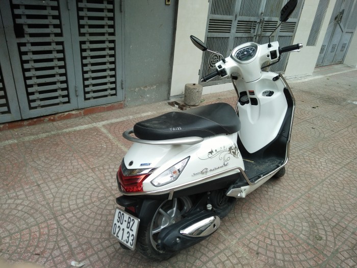 Bán xe Grande trắng