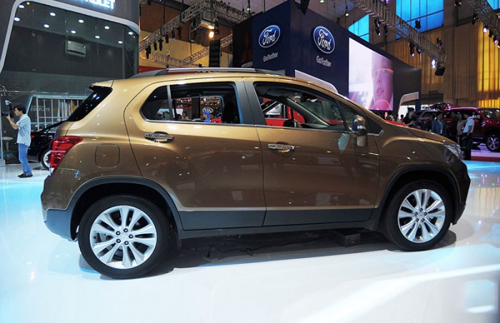 Chevrolet Trax 2017, nhập khẩu nguyên chiếc, trả góp 90%